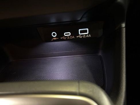 Certified 2025 Subaru Crosstrek 2.0i Premium AWD/4WD image 31