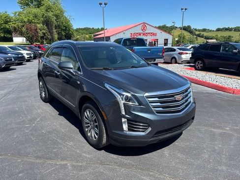 Used 2019 Cadillac XT5 Luxury FWD image 2