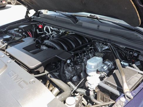 Used 2018 GMC Yukon Denali w/ Denali Ultimate Package image 12