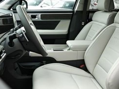 New 2026 Hyundai Santa Fe Calligraphy image 9