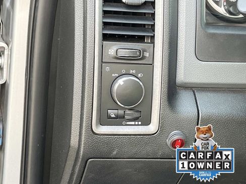 Used 2018 RAM 2500 Tradesman w/ Chrome Appearance Group image 25