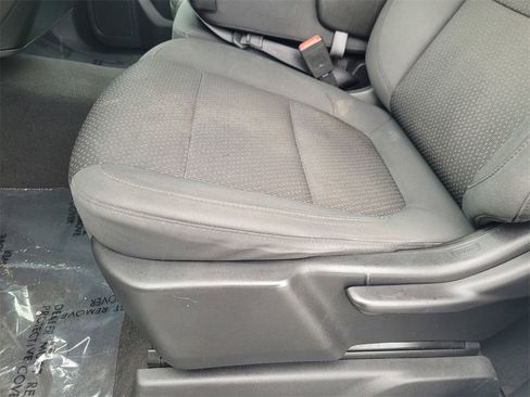 Used 2020 Chevrolet Silverado 1500 Custom w/ Custom Value Package image 17