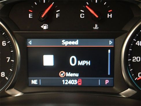 Used 2024 Chevrolet Equinox Premier image 16