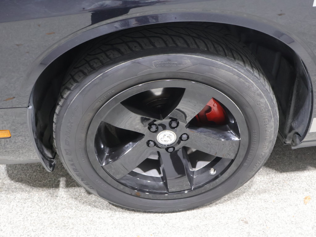 Used 2009 Dodge Challenger R/T RWD image 9