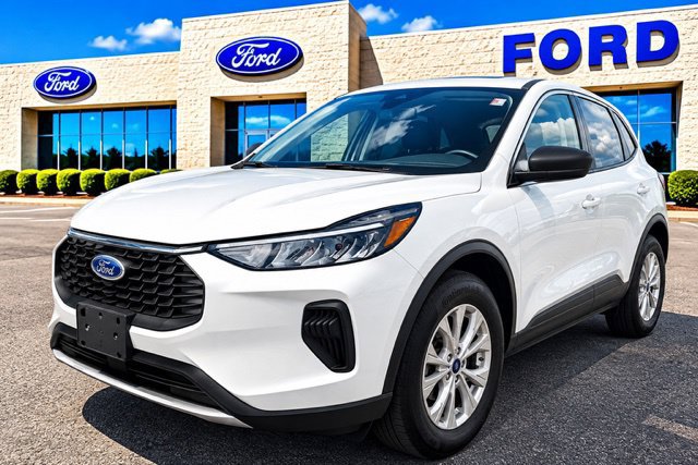 Used 2024 Ford Escape Active AWD/4WD image 1