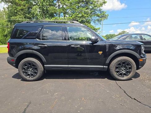 Used 2025 Ford Bronco Sport Badlands AWD/4WD image 3
