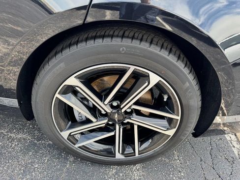 Used 2027 Genesis G80 2.5T Advanced AWD/4WD image 6