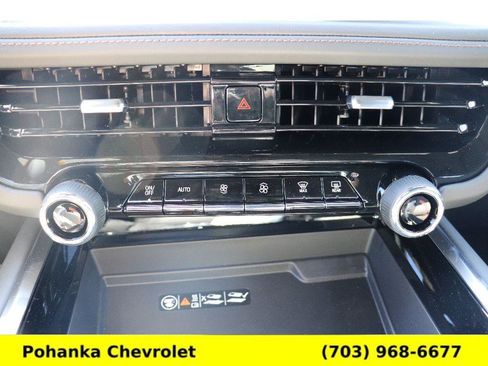 New 2026 Chevrolet Suburban High Country AWD/4WD image 15