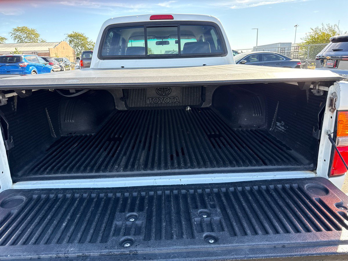Used 2003 Toyota Tacoma PreRunner w/ Convenience Pkg RWD image 13
