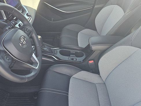 Used 2025 Toyota Corolla XSE image 10