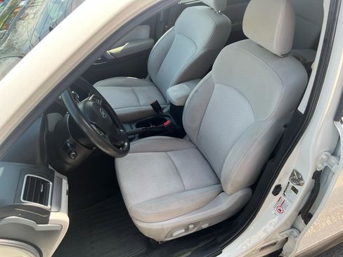 Used 2016 Subaru Forester 2.5i Premium w/ All-Weather Package image 22