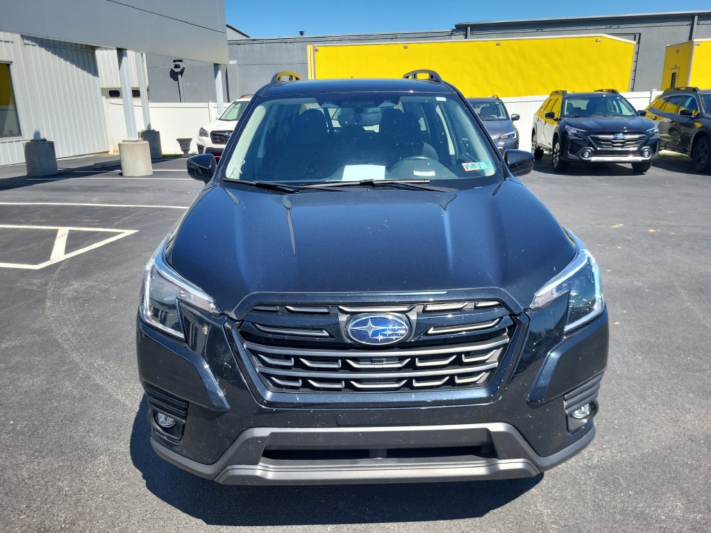 Used 2024 Subaru Forester Premium AWD/4WD image 8