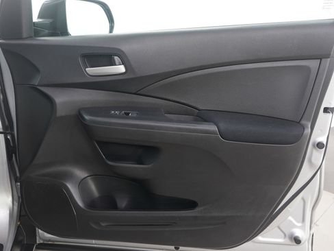 Used 2016 Honda CR-V SE image 11