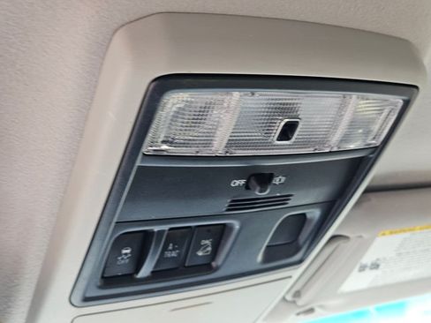 Used 2019 Toyota 4Runner SR5 AWD/4WD image 12
