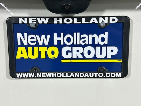 Used 2022 Ford Explorer Platinum w/ Equipment Group 601A AWD/4WD image 21