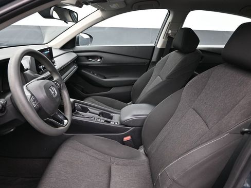 Certified 2023 Honda Accord LX image 27