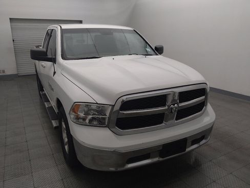 Used 2018 RAM 1500 Classic SLT RWD image 14