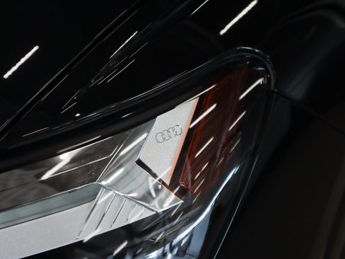 Used 2023 Audi Q4 e-tron Premium Plus w/ Premium Plus AWD/4WD image 30