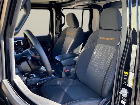 Certified 2023 Jeep Gladiator Mojave w/ Trailer Tow Package image 21