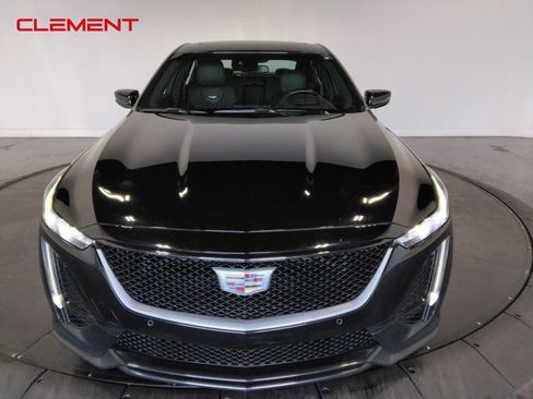 Used 2022 Cadillac CT5 Sport image 2