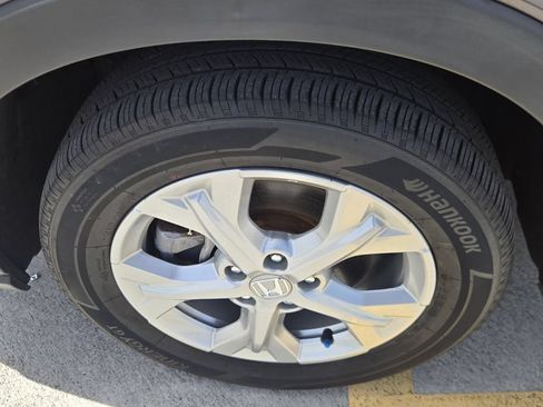 Certified 2024 Honda HR-V LX image 10