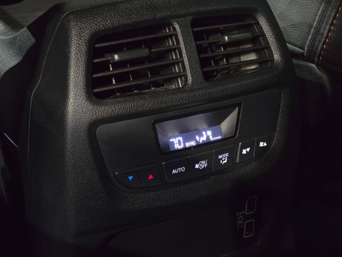 Used 2022 Honda Pilot TrailSport image 42