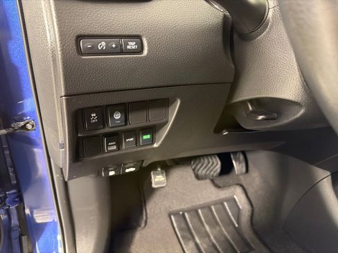 Used 2021 Nissan Rogue Sport S AWD/4WD image 13