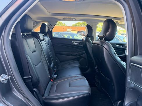 Used 2015 Ford Edge Titanium w/ Equipment Group 301A AWD/4WD image 32