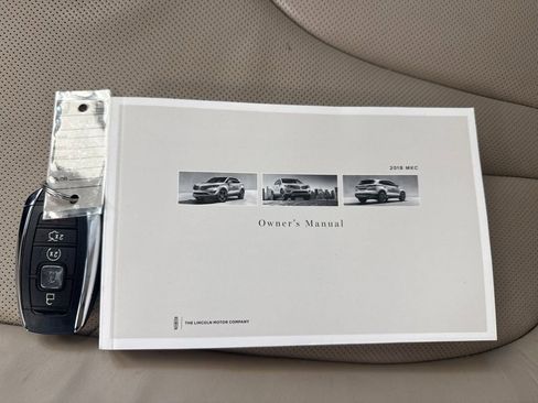 Used 2018 Lincoln MKC Reserve w/ Lincoln MKC Climate Package AWD/4WD image 28