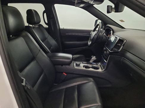 Used 2019 Jeep Grand Cherokee Limited AWD/4WD image 21
