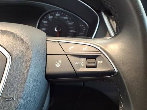 Certified 2023 Audi Q5 2.0T Premium w/ Convenience Package AWD/4WD image 16