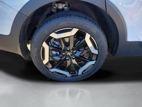 Used 2023 Kia Telluride S image 8