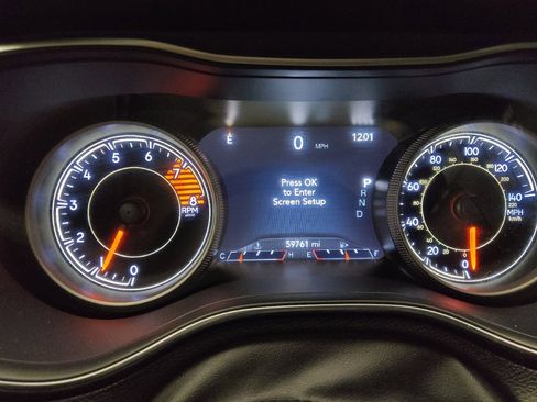 Used 2019 Jeep Cherokee Limited image 23