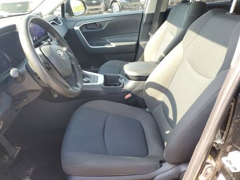 Used 2023 Toyota RAV4 LE AWD/4WD image 24