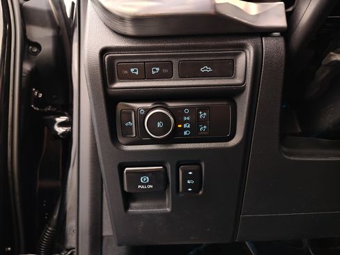 Used 2021 Ford F150 Lariat AWD/4WD image 47