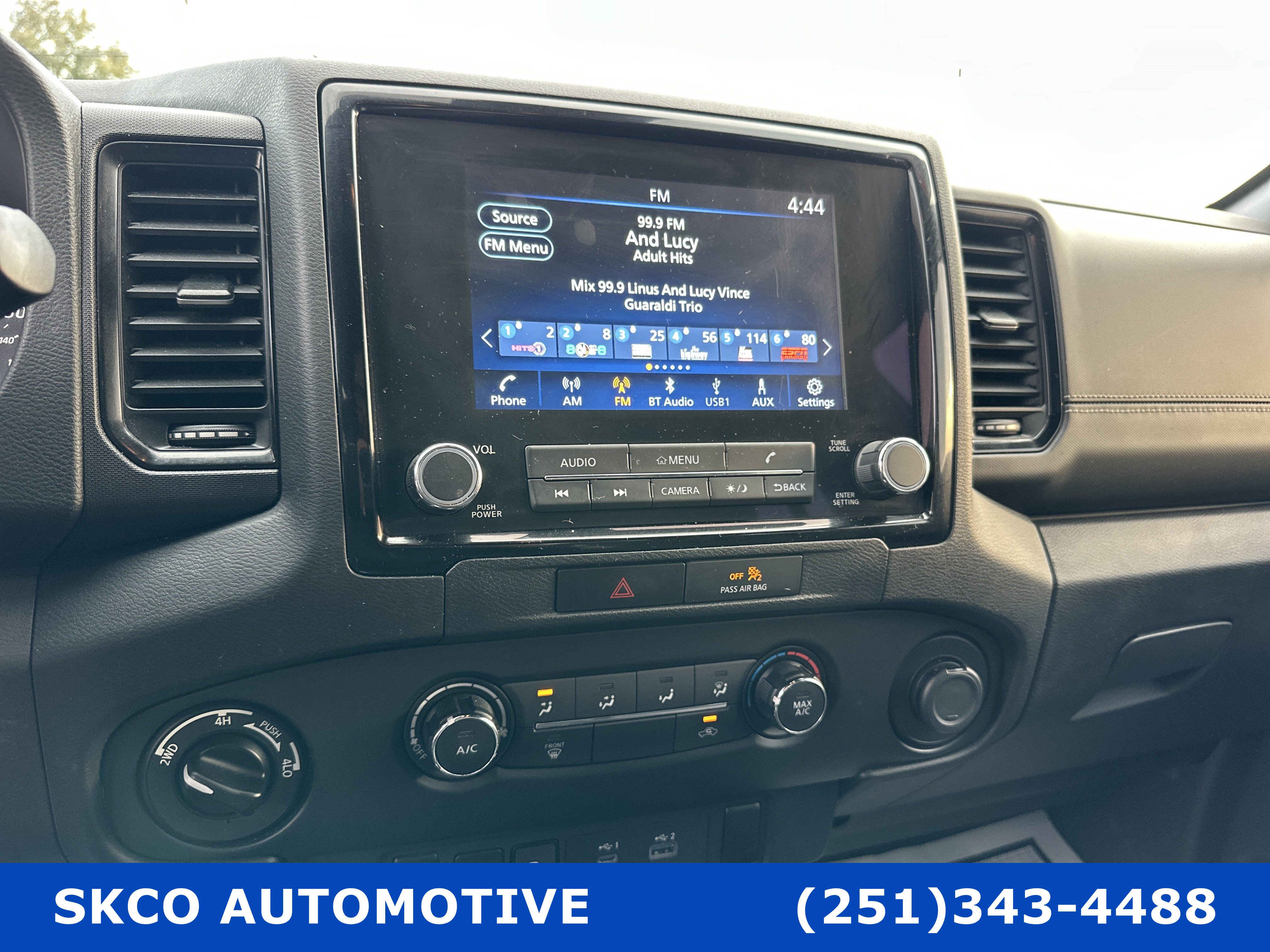 Used 2023 Nissan Frontier SV w/ Midnight Edition Package AWD/4WD image 16
