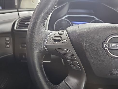 Used 2023 Nissan Murano SL w/ SL Moonroof Package image 17