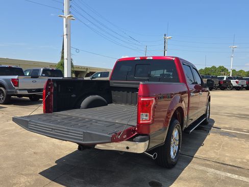 Used 2015 Ford F150 XLT w/ Equipment Group 302A Luxury AWD/4WD image 26