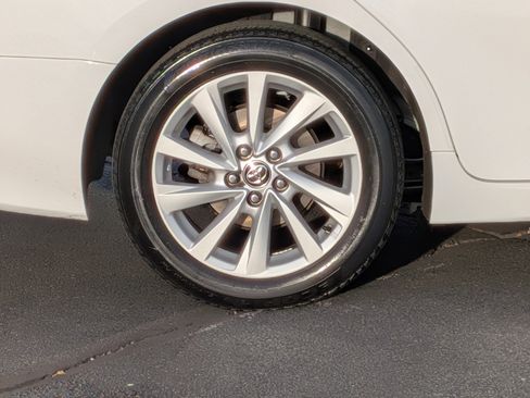 Used 2022 Toyota Camry LE image 11