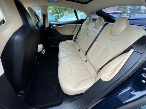 Used 2013 Tesla Model S image 15