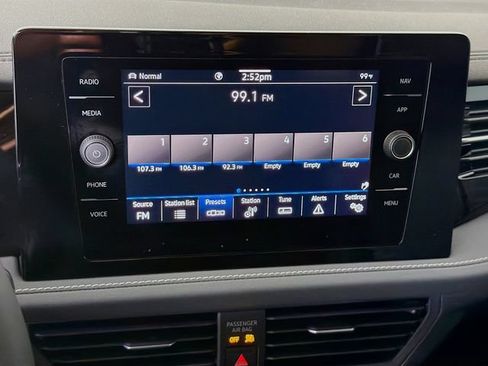 New 2025 Volkswagen Jetta SEL FWD image 14