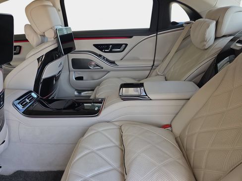 Certified 2023 Mercedes-Benz Maybach S 680 4MATIC image 14