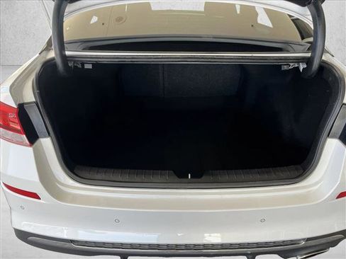 Used 2020 Kia Optima LX FWD image 22