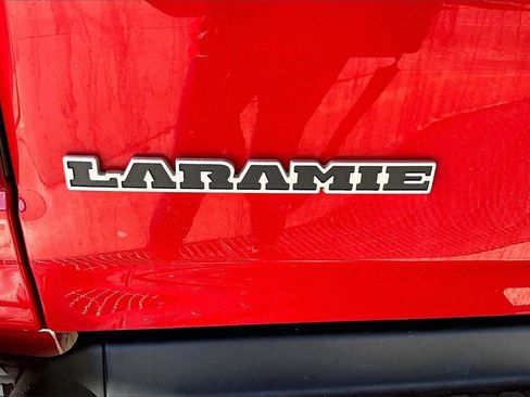 Used 2019 RAM 1500 Laramie w/ Sport Appearance Package image 9