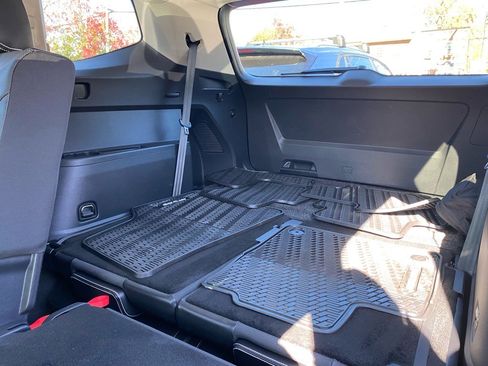 Certified 2024 Volkswagen Atlas SE image 18