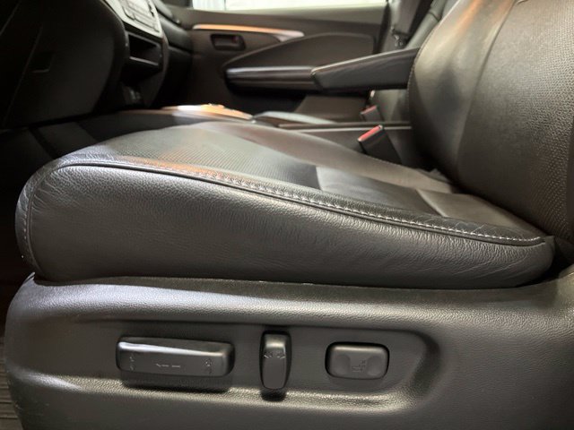 Used 2022 Honda Passport EX-L image 16