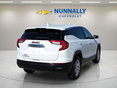 Certified 2024 GMC Terrain SLE FWD image 5