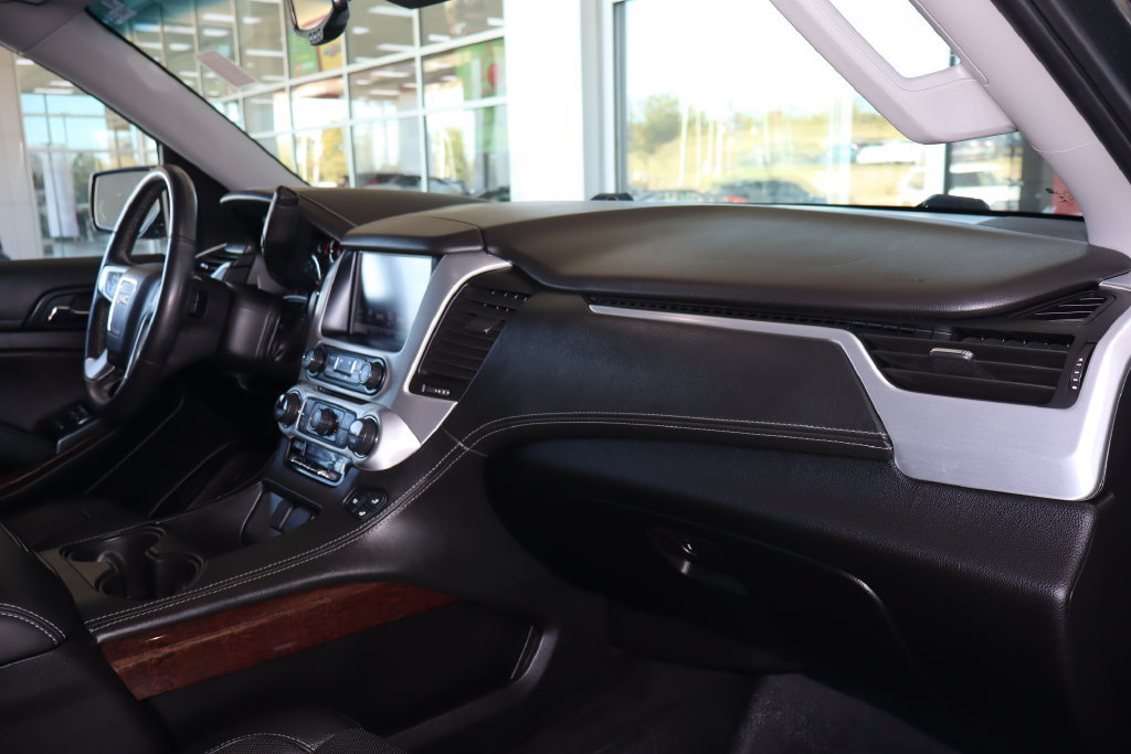 Used 2018 GMC Yukon SLT w/ Open Road Package AWD/4WD image 48