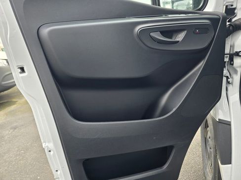 New 2025 Mercedes-Benz Sprinter 2500 image 18
