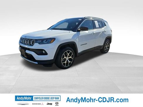 Used 2024 Jeep Compass Limited AWD/4WD image 3
